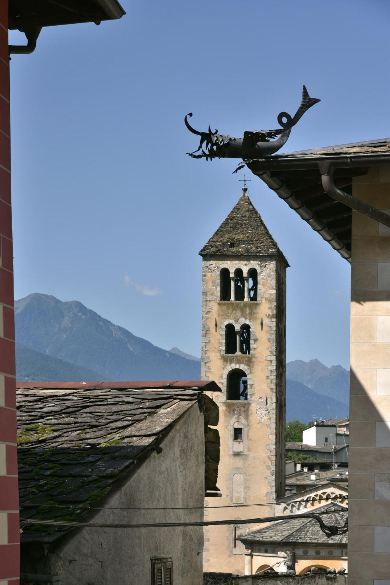 Вилла Il Drago Al Roseto Del Drago San Bernardo  Экстерьер фото